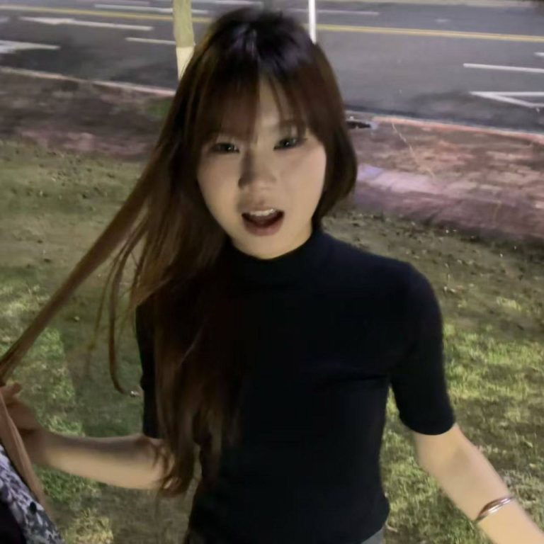 浅舌、少女感、舌吻