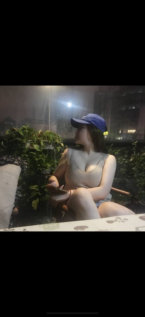 胸推、舌吻、丝袜漫游