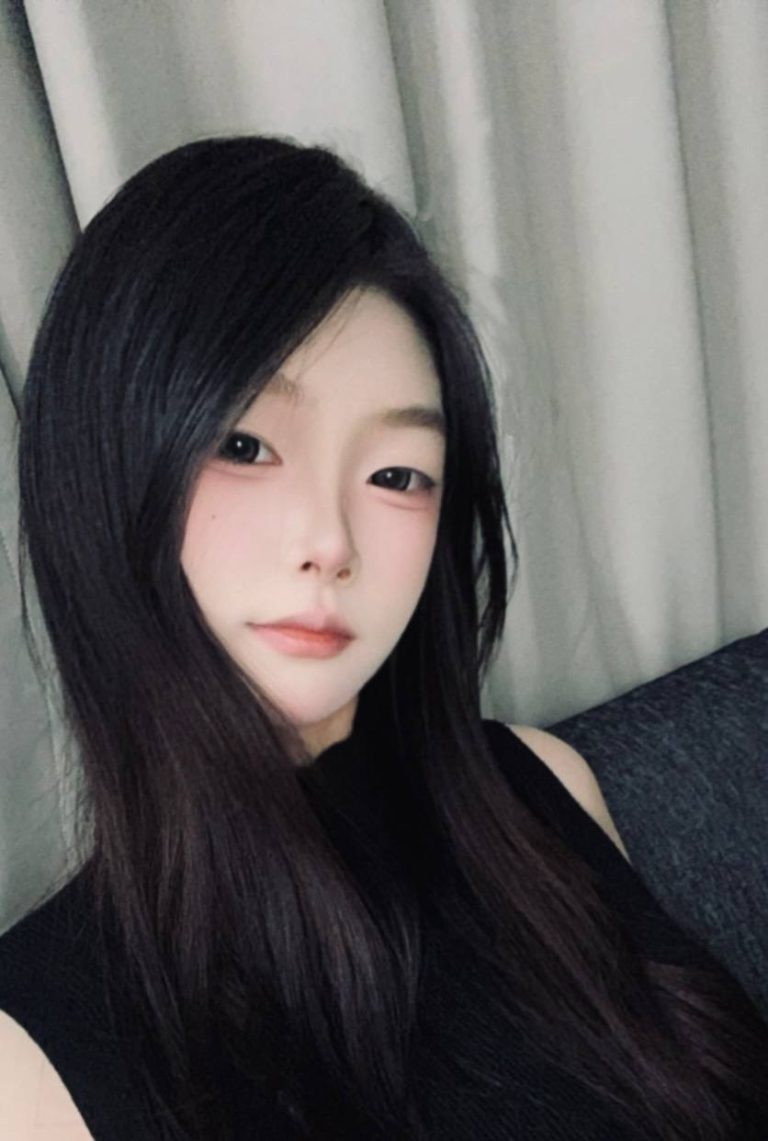 丰满、大长腿、少女感、御姐