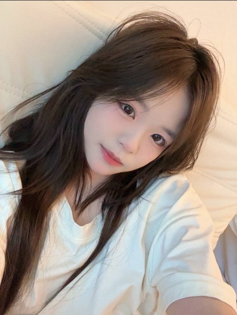 少女感、舌吻、陪浴