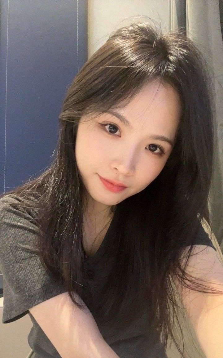 少女感、舌吻、B杯