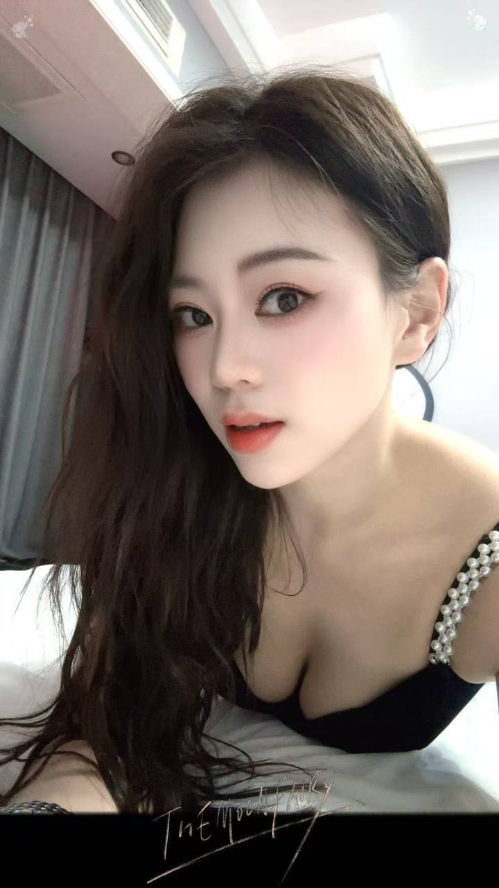 清纯、甜美、温柔