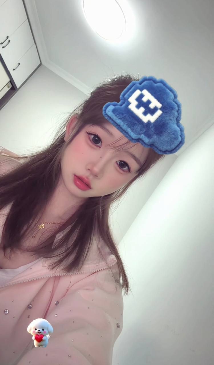 年轻、清纯、甜美、温柔