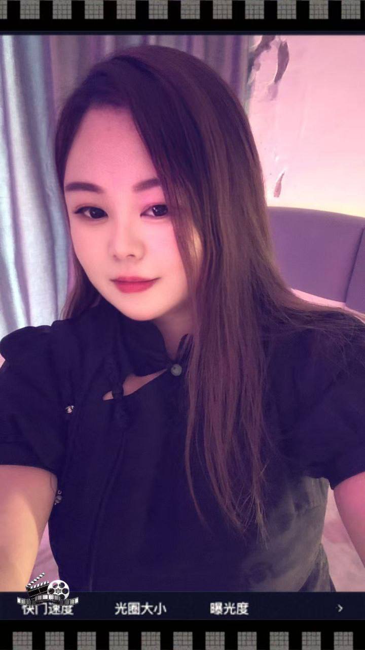 清纯、甜美、温柔