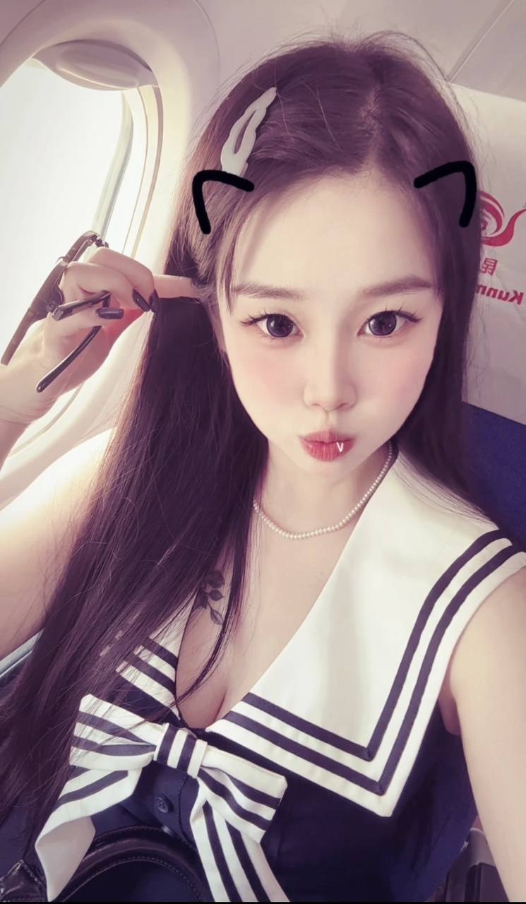 丰满、少女感、C杯