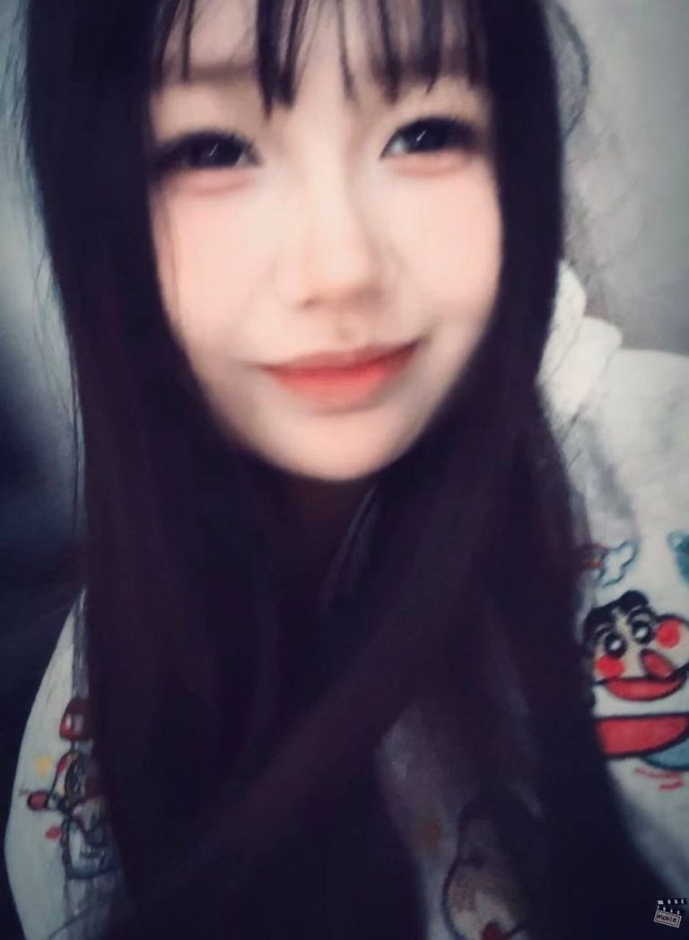 丰满、舌吻、口爆