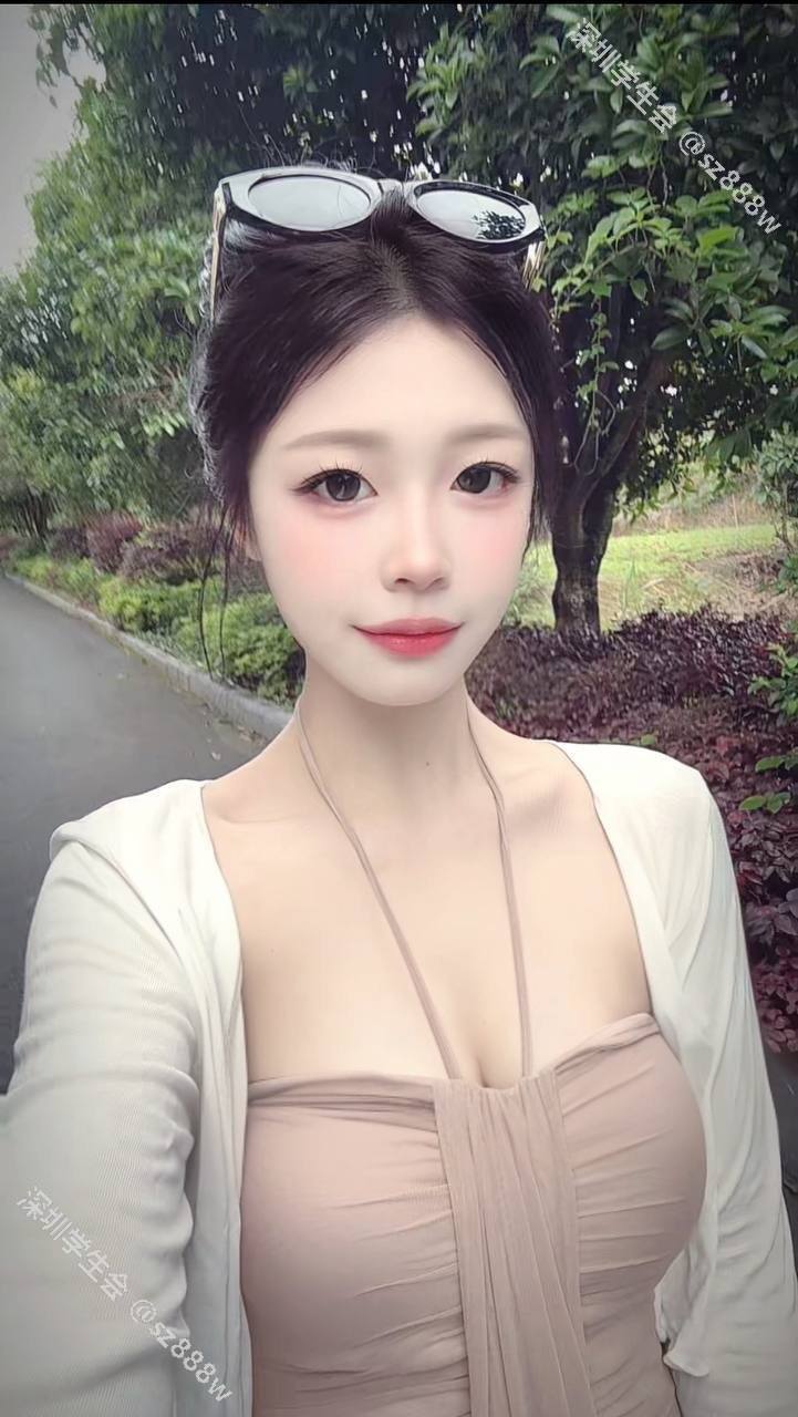 高颜值、身材好、气质佳
