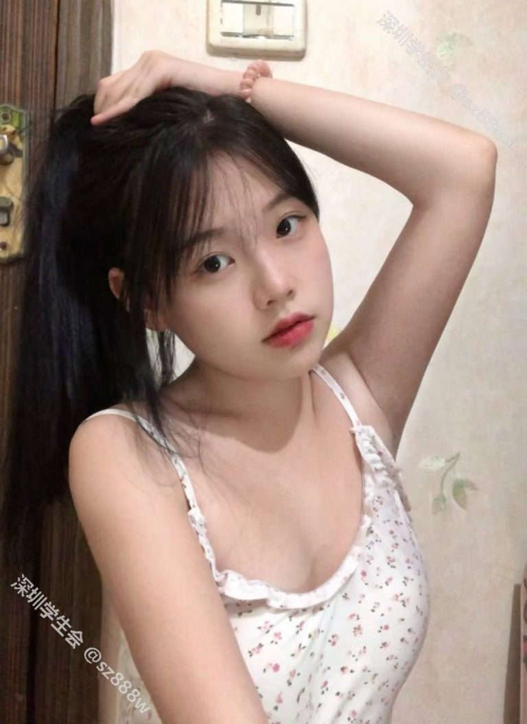 柔软出水、制服诱惑、女友服务、清纯