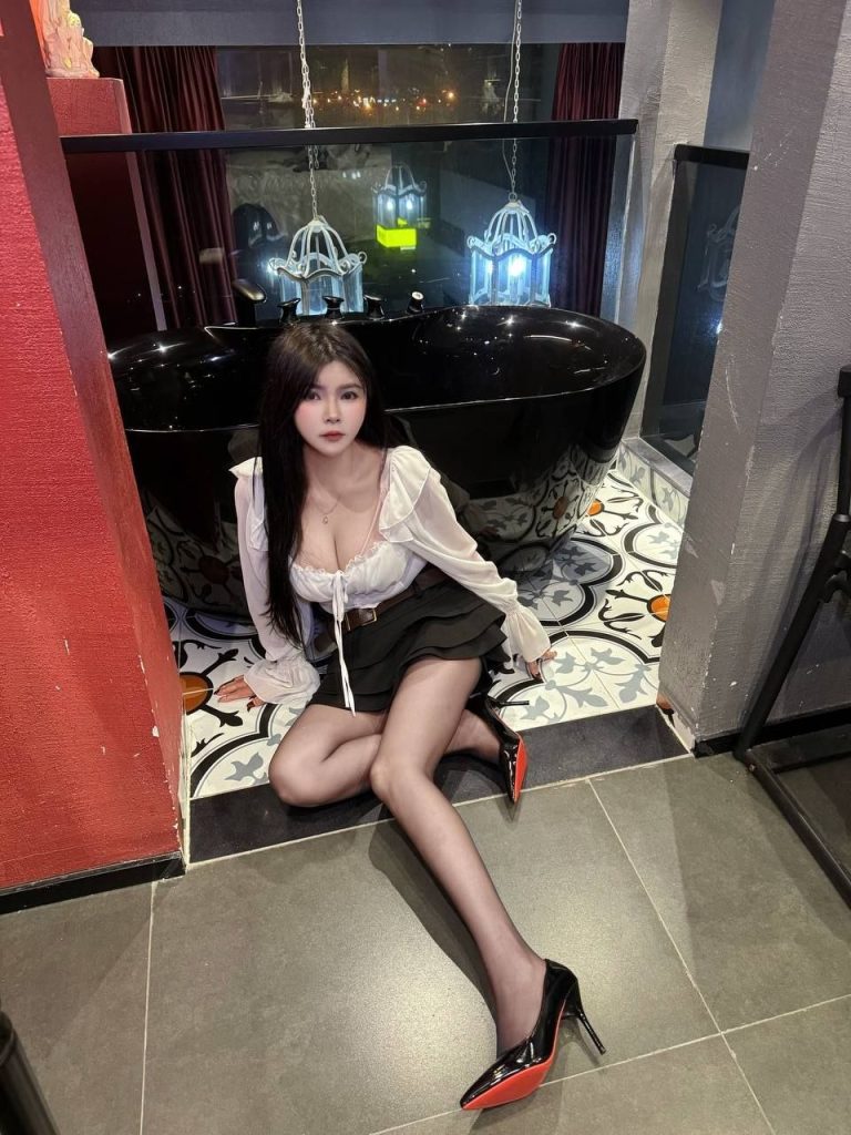 新老师、清纯、甜美、温柔