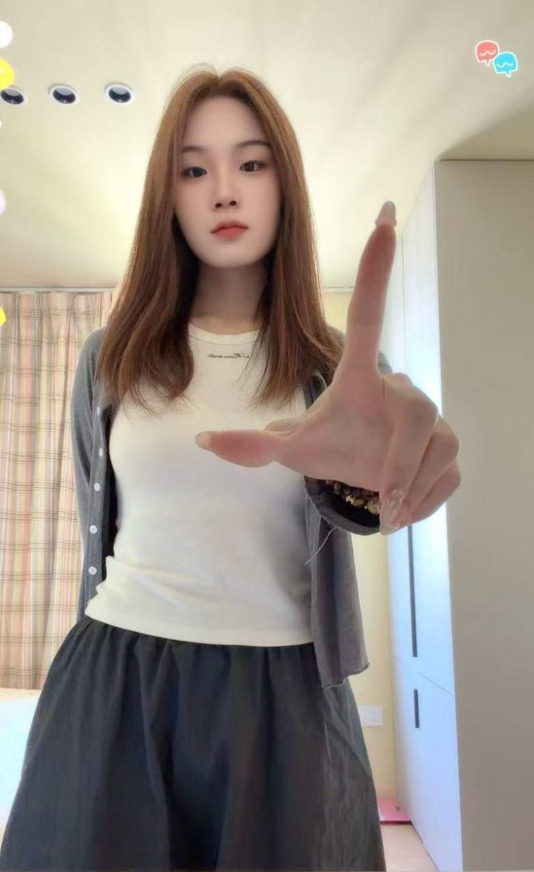 高挑、丰腴、视频认证