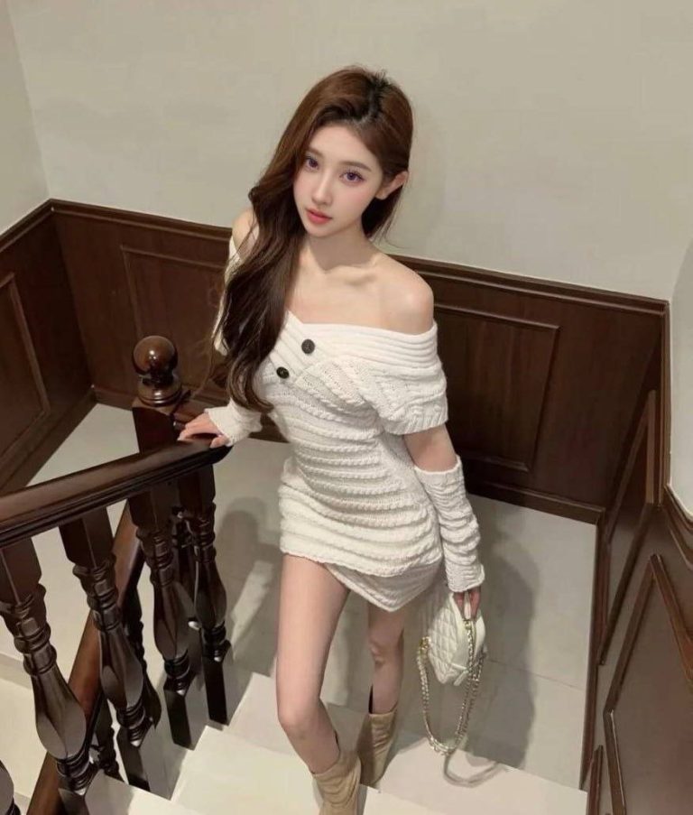高挑、苗条、清纯、甜美