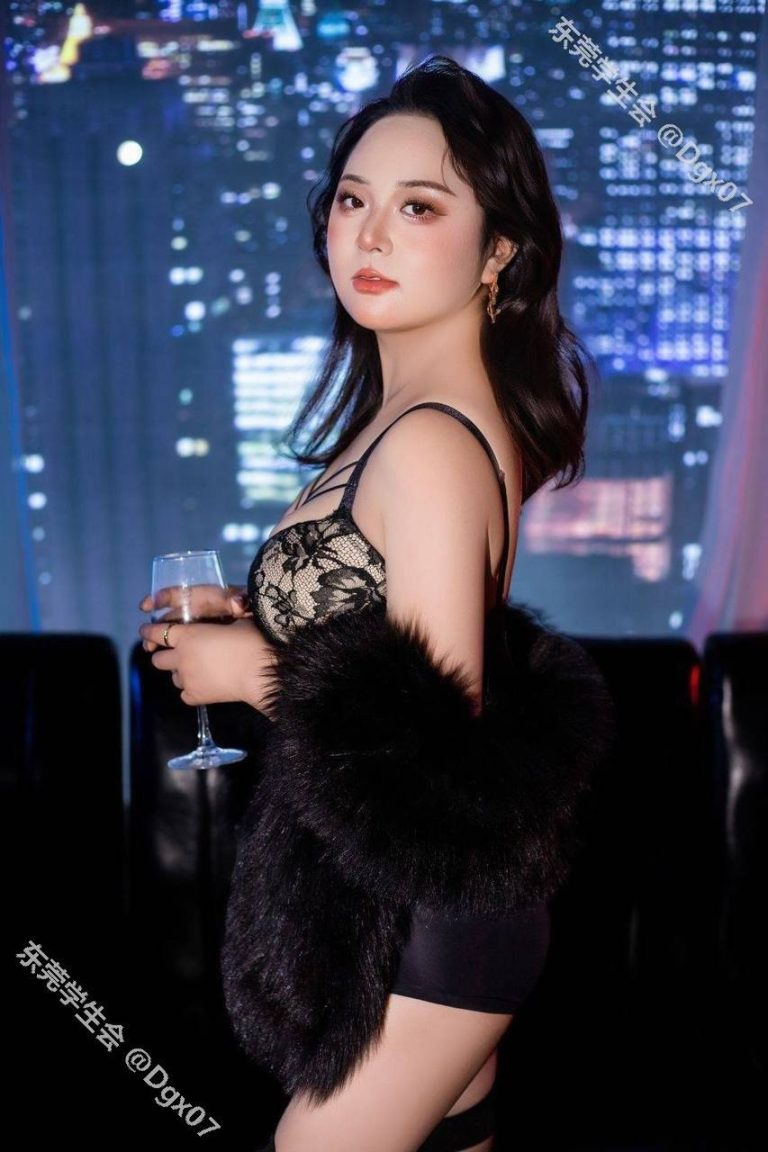 清纯可爱、高颜值、乖巧、服务好