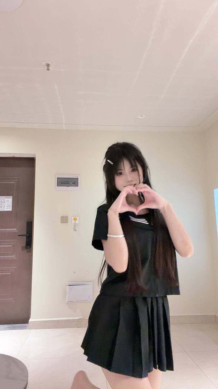 少女感、制服丝袜、清纯、甜美