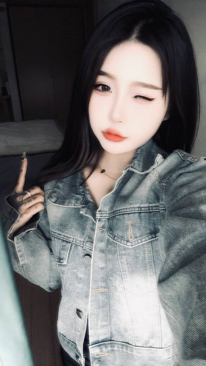 女友感足、丰满、性格开朗