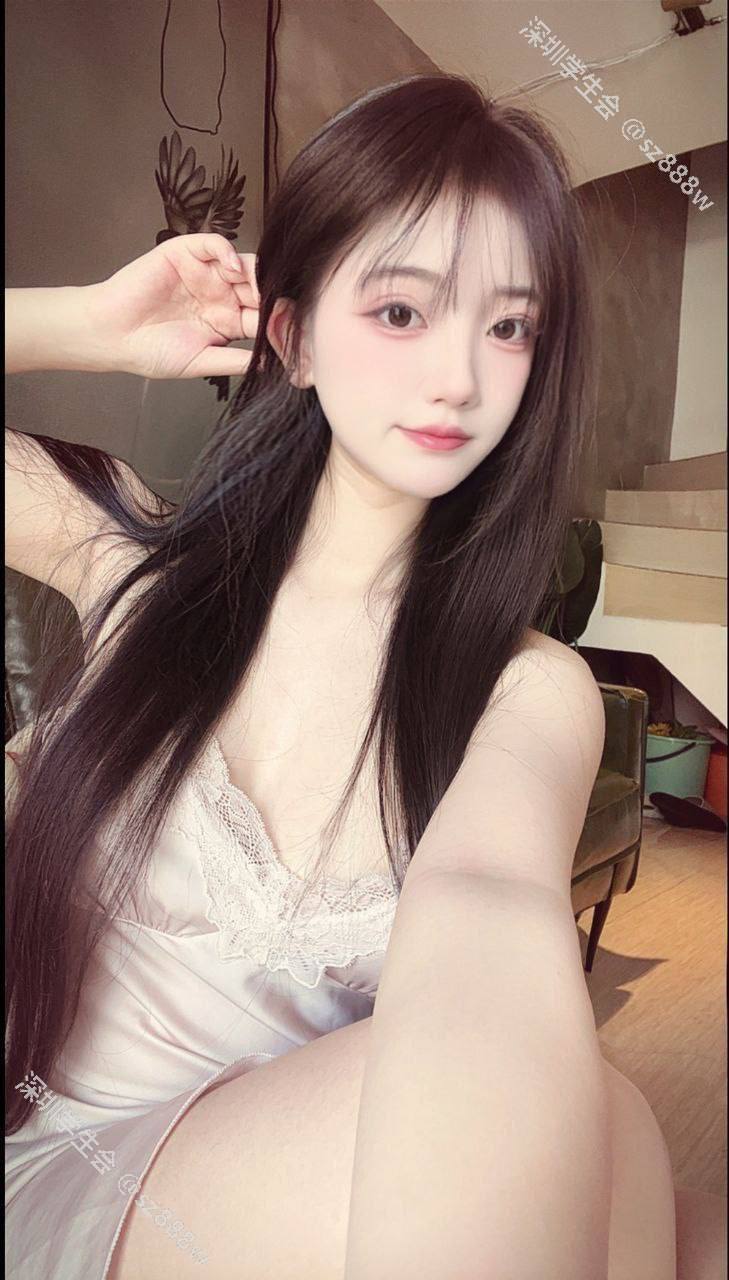 可爱清纯、制服诱惑、服务到位、粉嫩三点