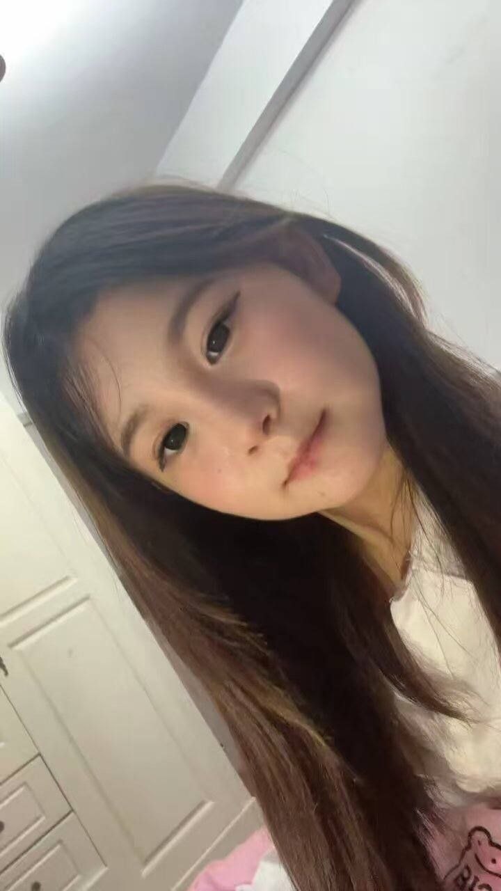 清纯嫩妹、声音甜美、温柔可人