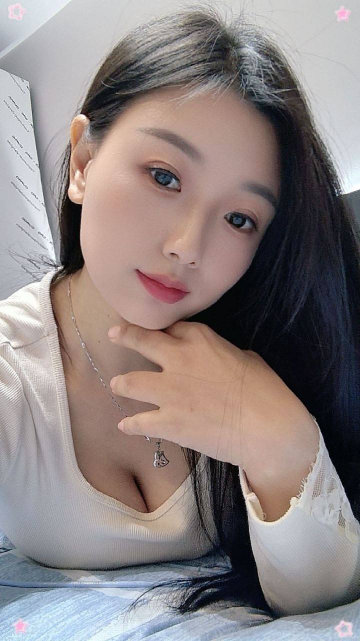 身材好、颜值高、服务系