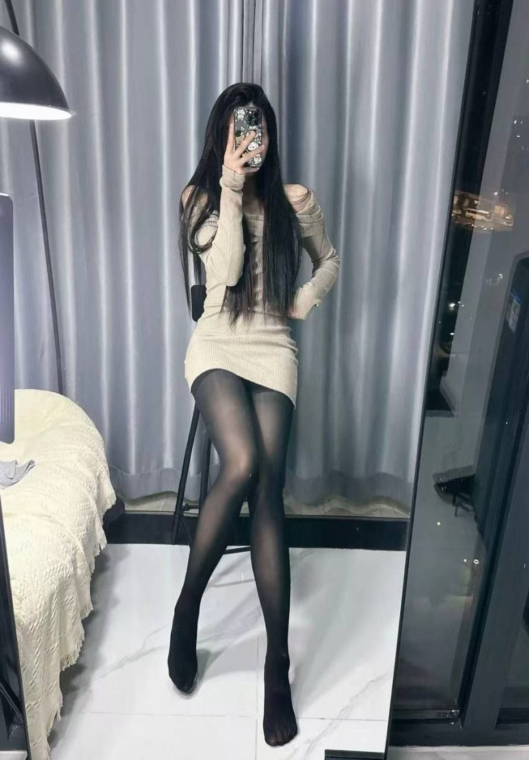 鸳鸯戏水、制服诱惑、乖巧听话