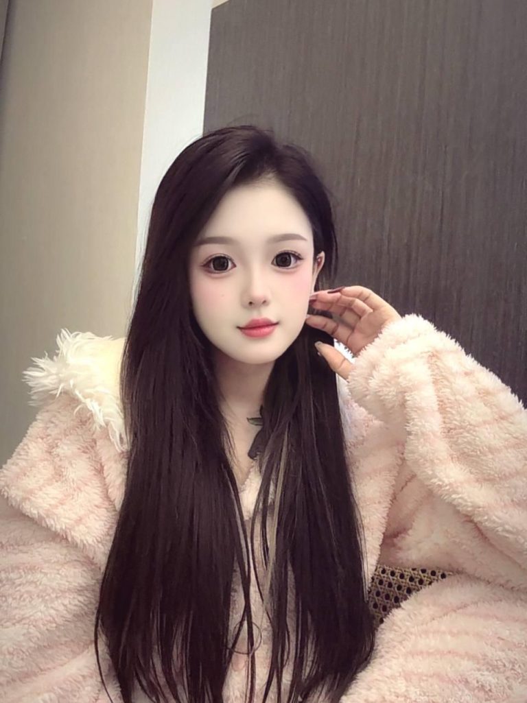 少女感、敏感、态度好