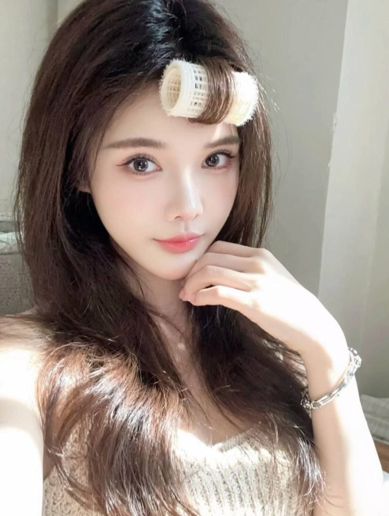 耐看、长腿、少女感