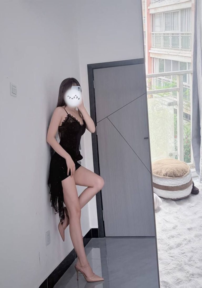 贴身秘书、梨形身材、制服诱惑、男士保养