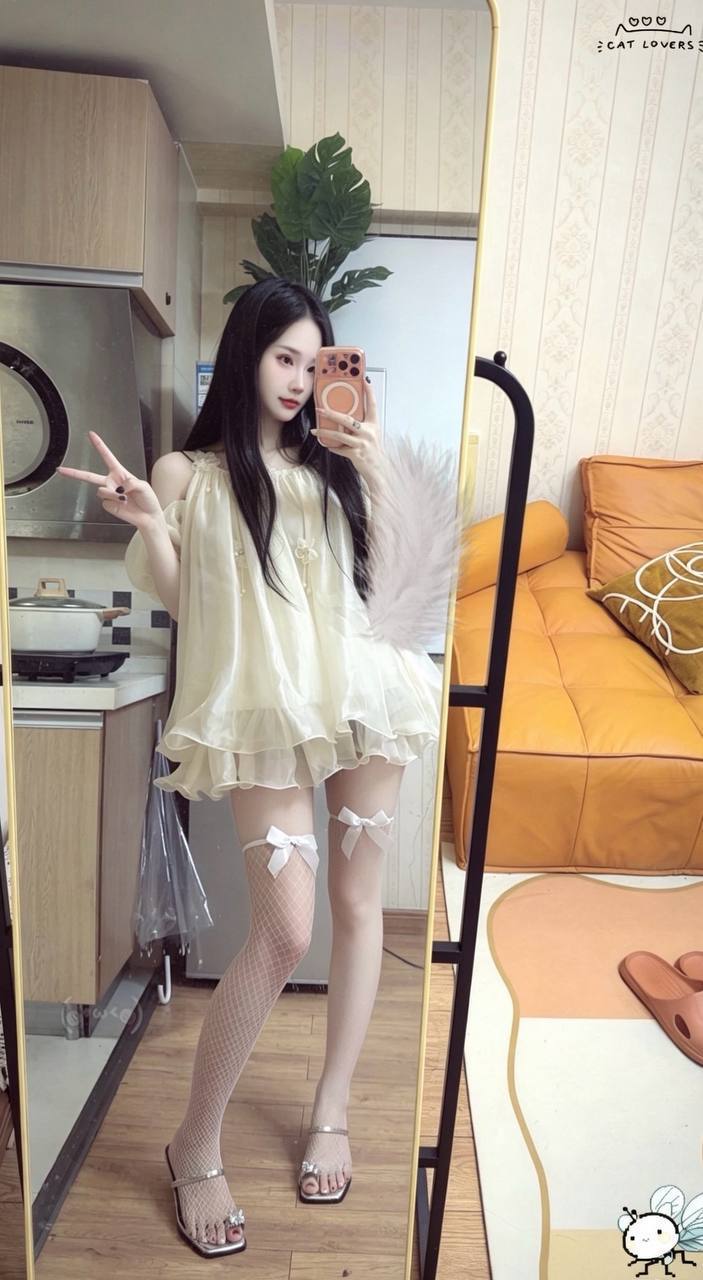 颜值高、服务好、身材好