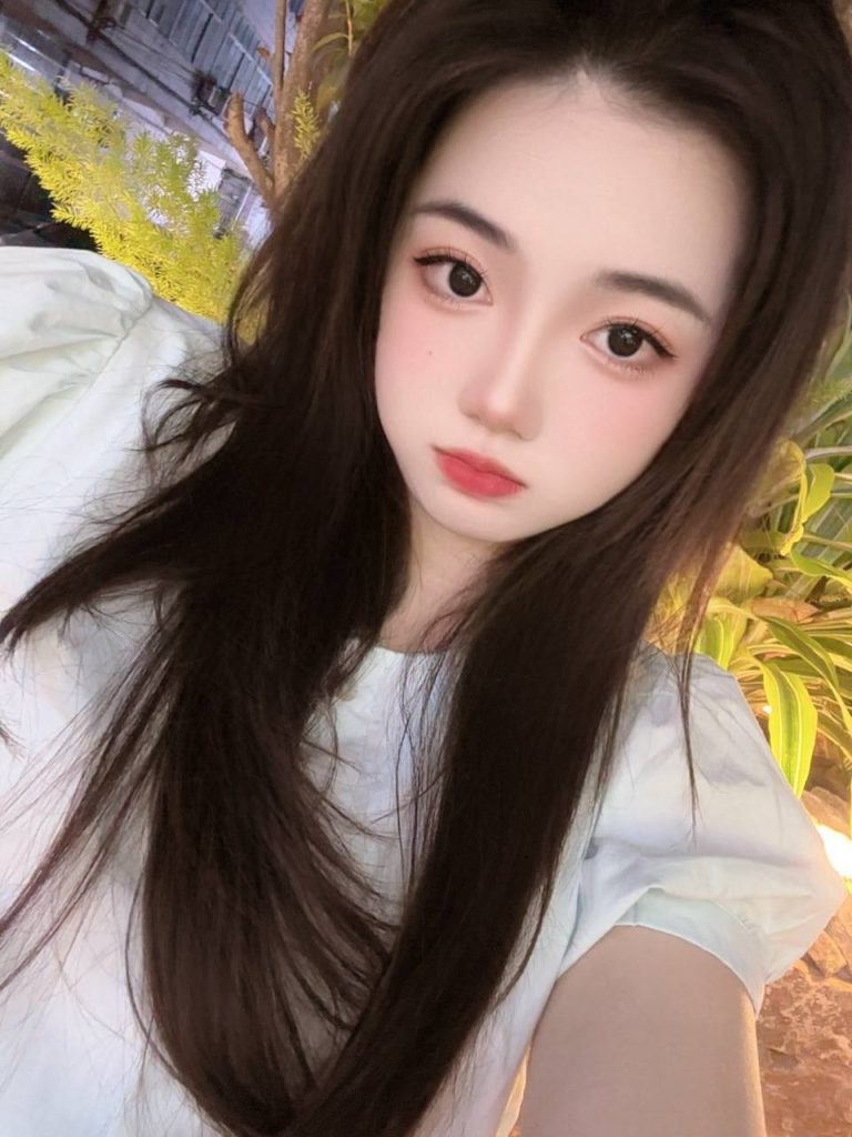 亲嘴、丝袜诱惑、清纯、甜美