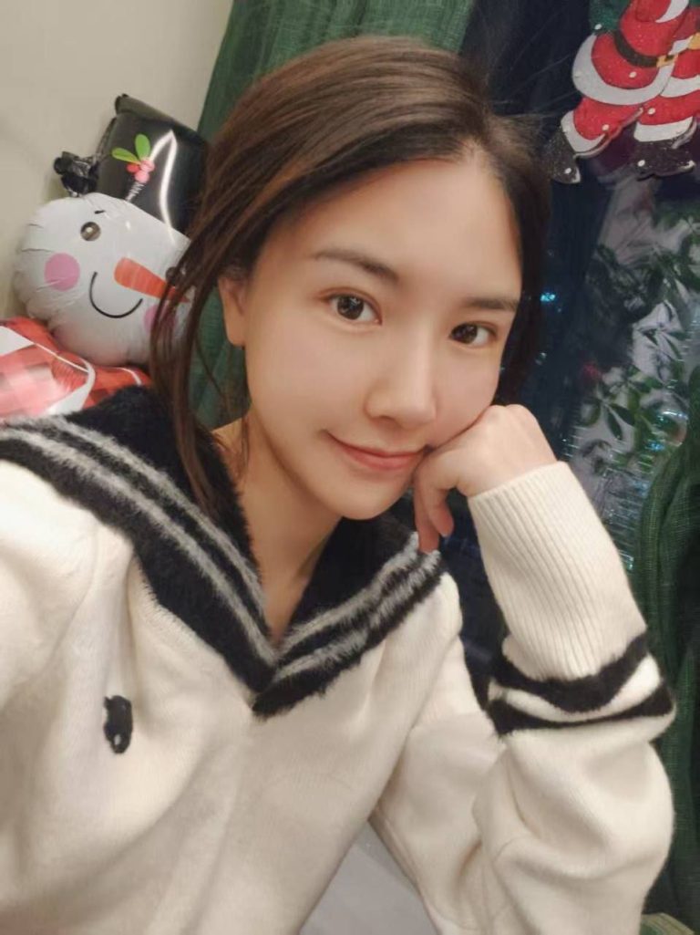 娇小玲珑、服务系、六边形战士、清纯