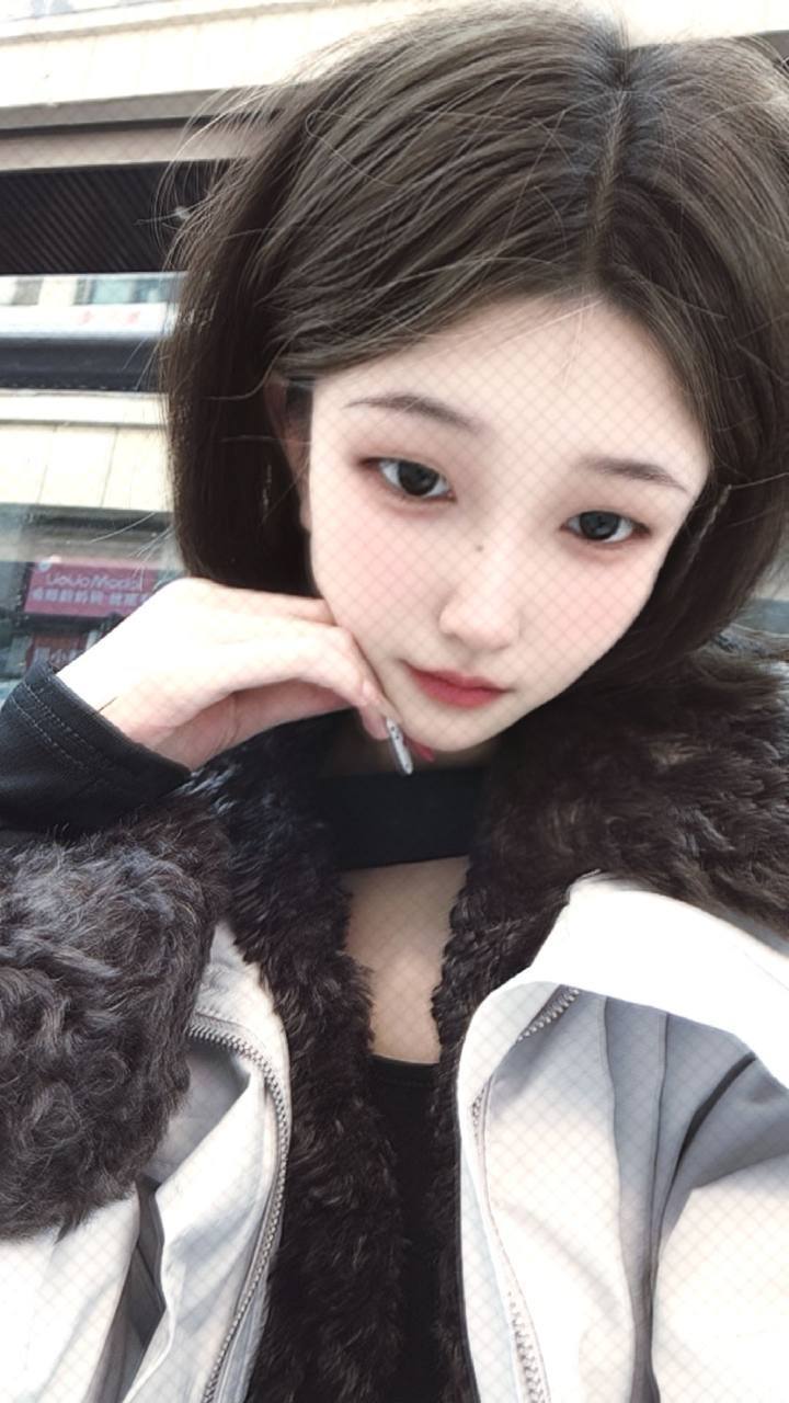 年轻、制服丝袜、服务配合、各种姿势