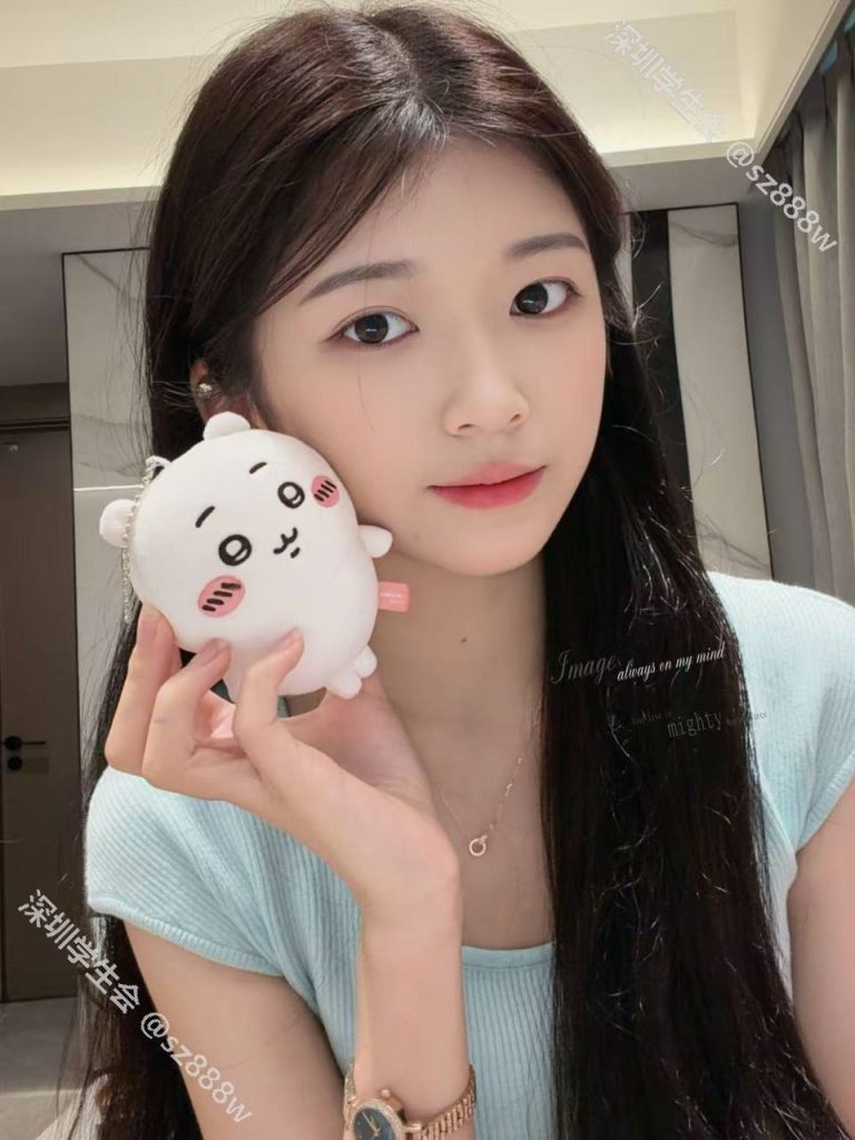 活泼开朗、温柔体贴、清纯、甜美