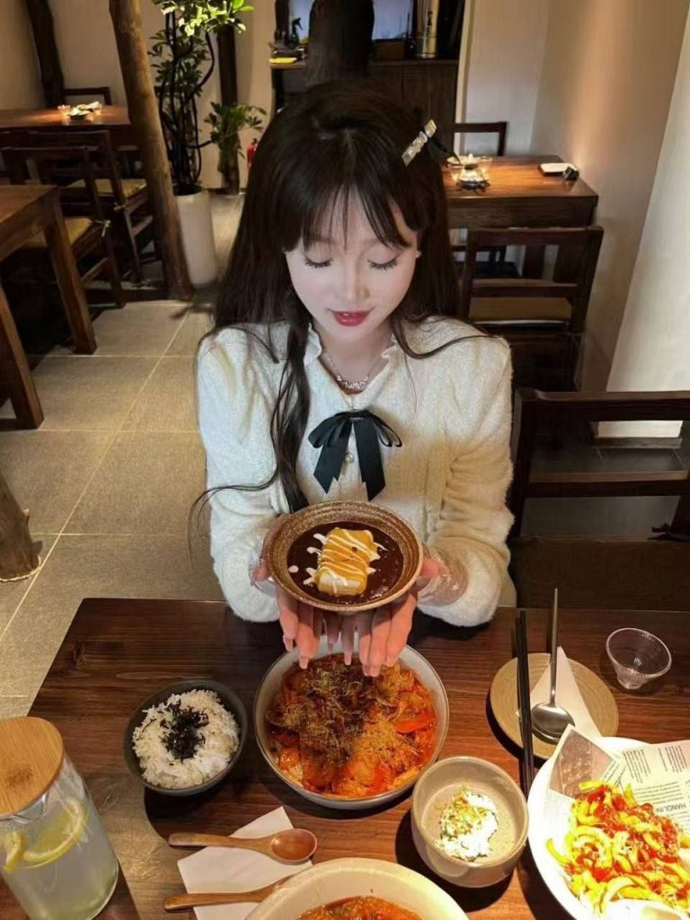 少女感、甜美、主动