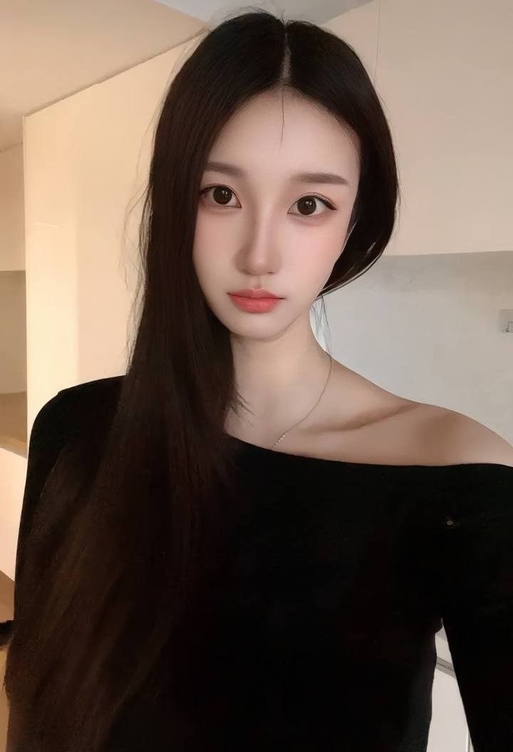 高挑、苗条、清纯、甜美