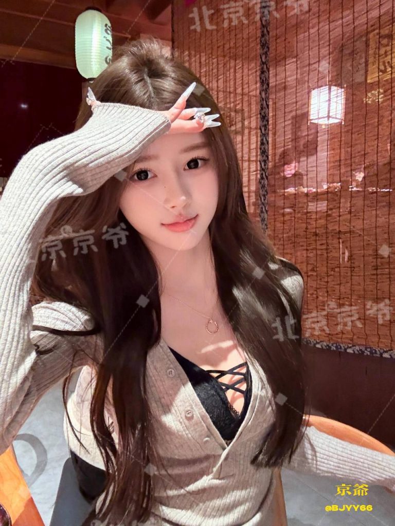 少女感、高挑、清纯、甜美