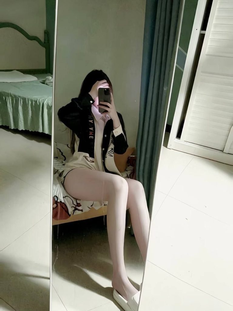 少女感、前凸后翘、清纯