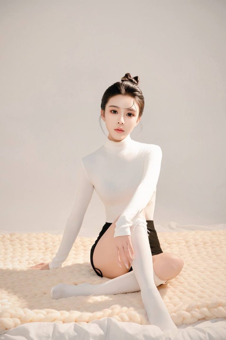 御姐、制服诱惑、长腿、清纯
