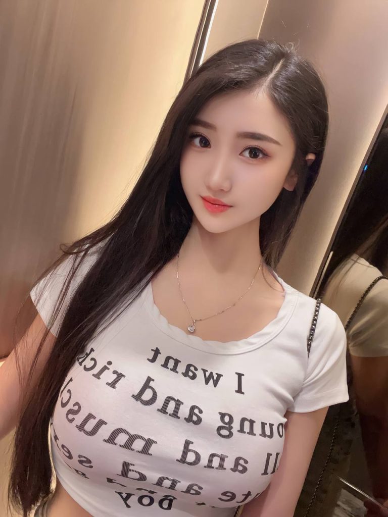 清纯、高挑、温柔、甜美