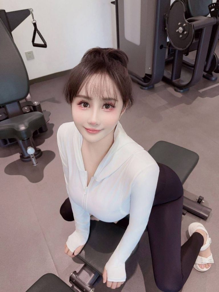 清纯、甜美、温柔