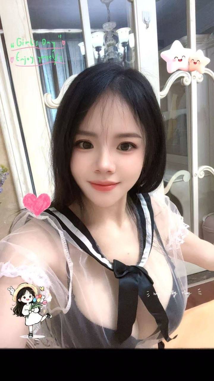 娃娃脸、前凸后翘、服务控
