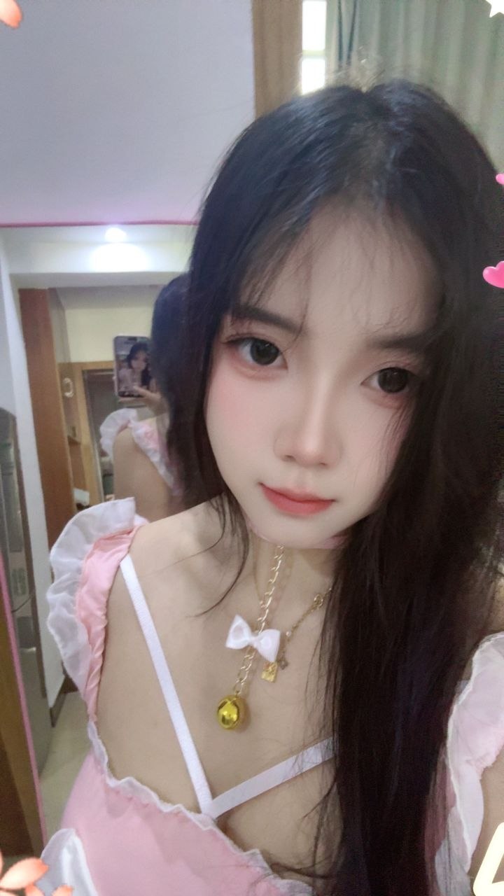 少女感、69、肤白、清纯