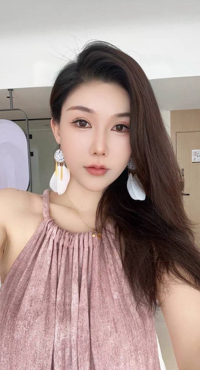 身材好、颜值高、服务好、清纯