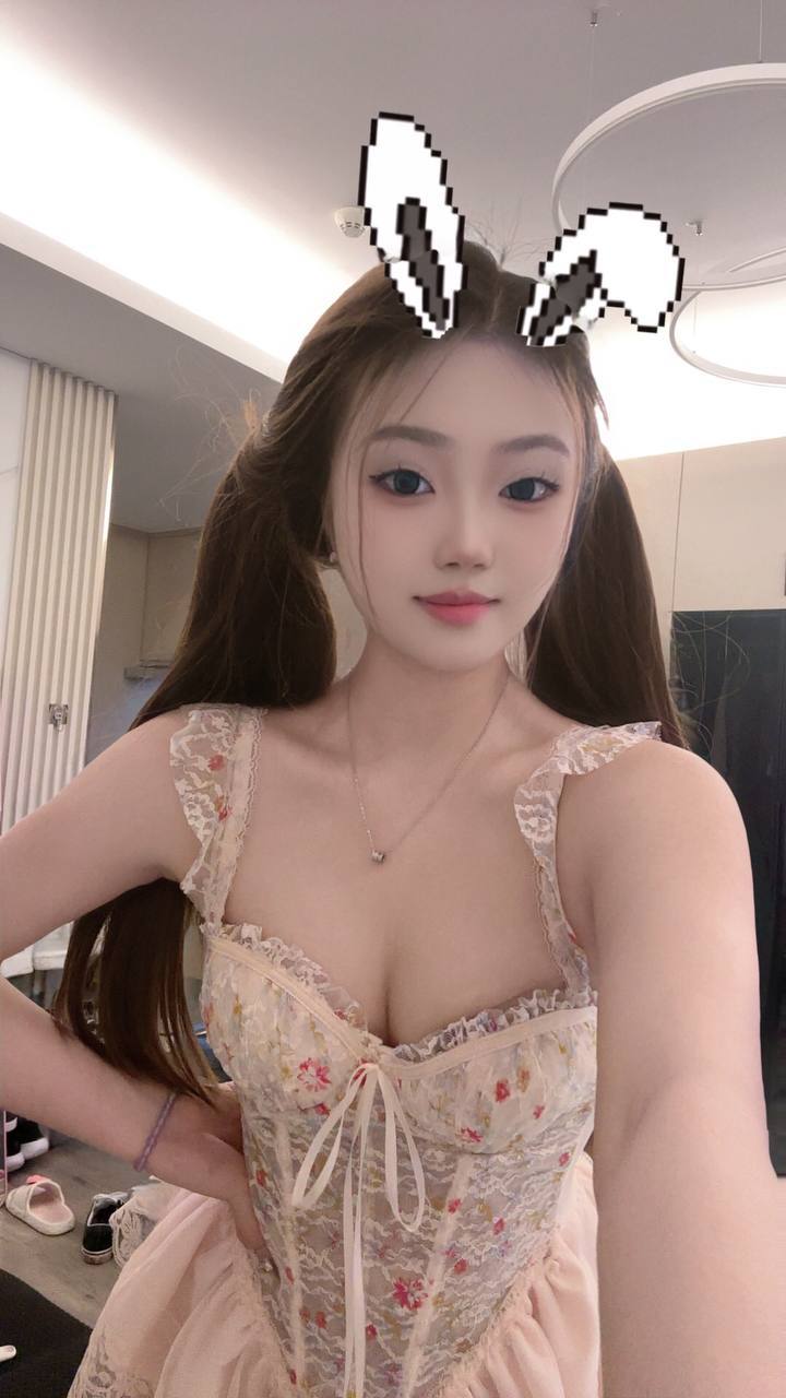 少女感、69、肤白、清纯
