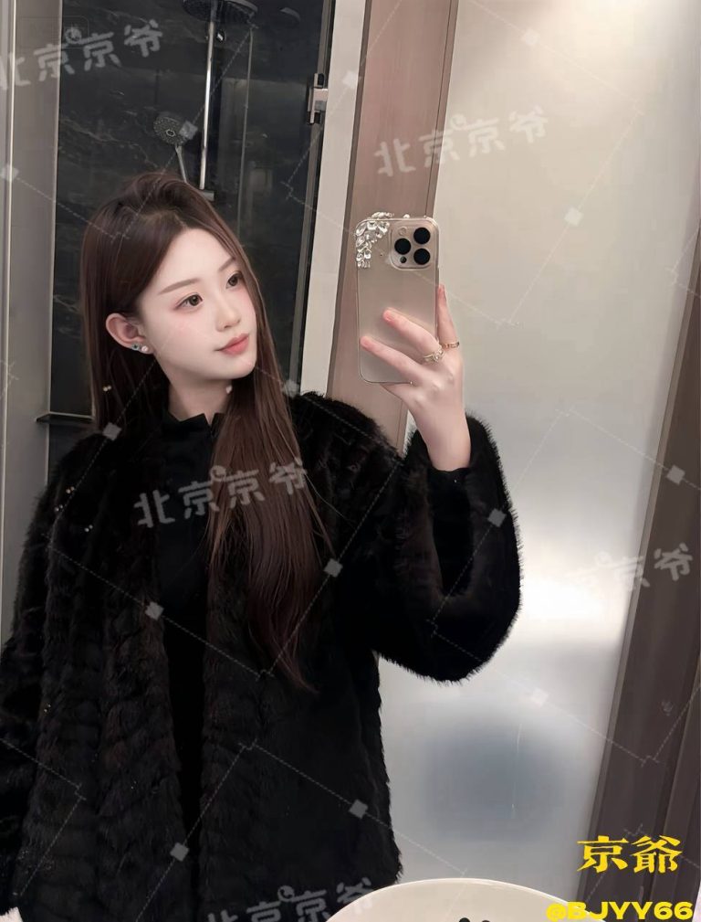 白瘦幼、清纯、甜美、温柔