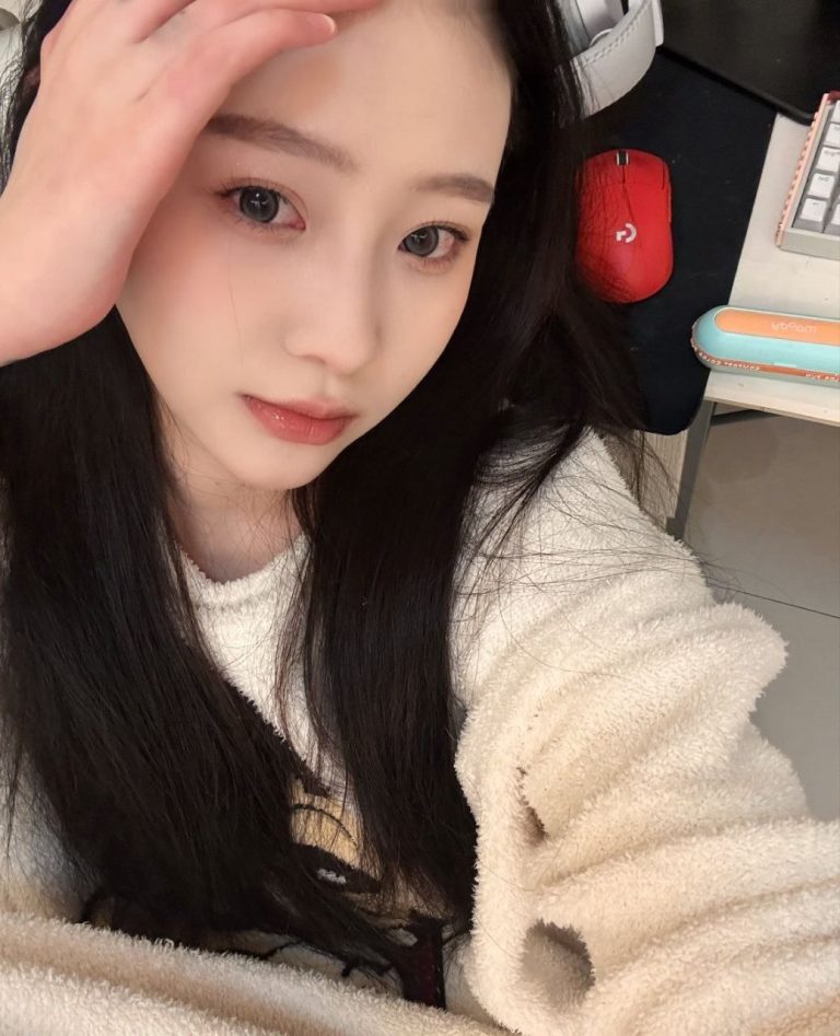 少女感、苗条、清纯