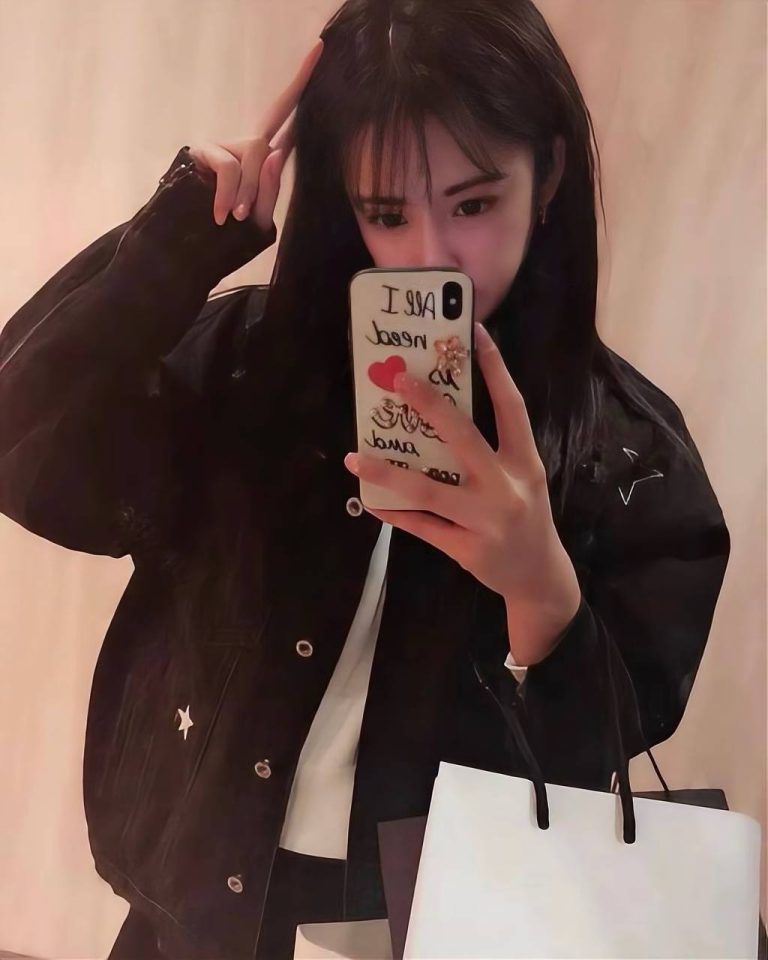 少女感、大长腿、臀推