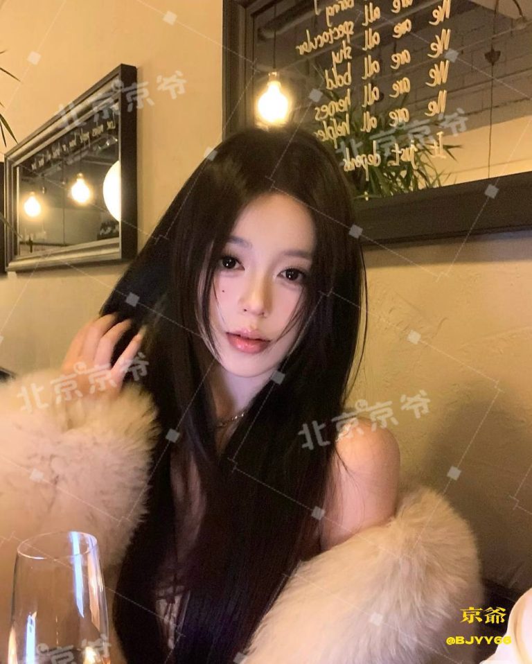 瑜伽老师、亲和力、温柔