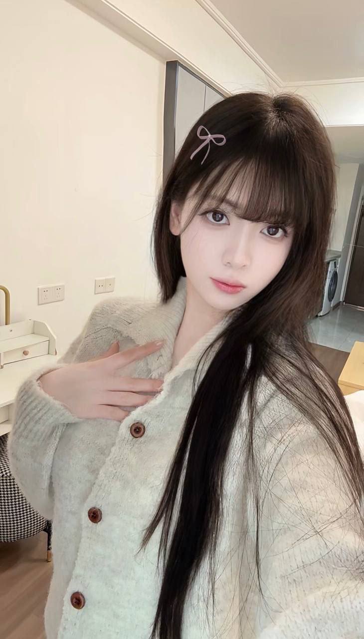 少女感、颜值高、态度好