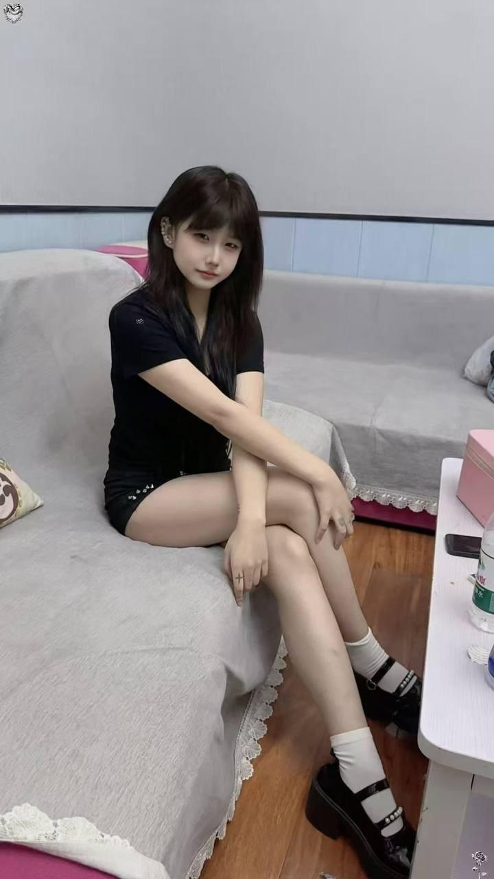 少女感、感觉好、态度好
