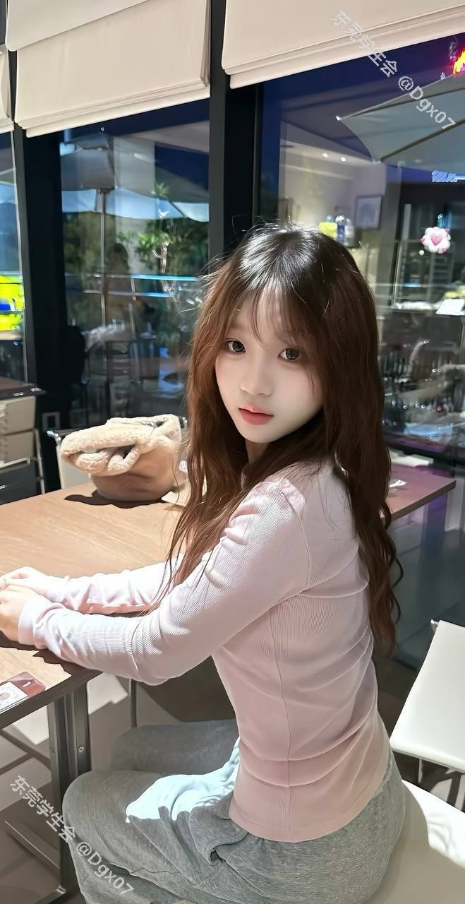 清纯可爱、性感黑丝、服务配合