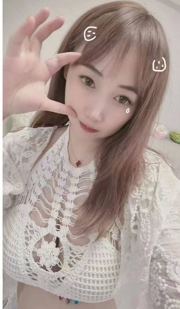服务热情、温柔可人、36D、制服风