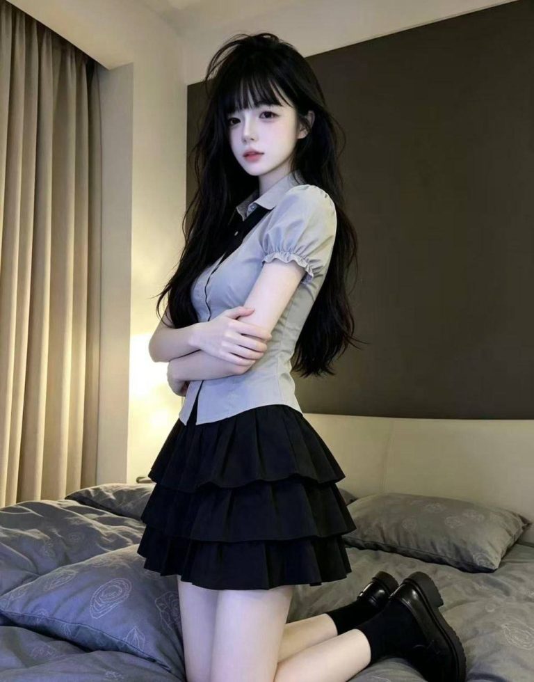 白虎嫩妹、大长腿、丝袜制服